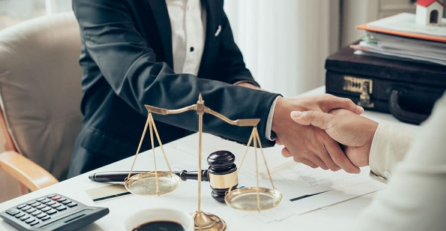 When You Should Hire An Attorney
