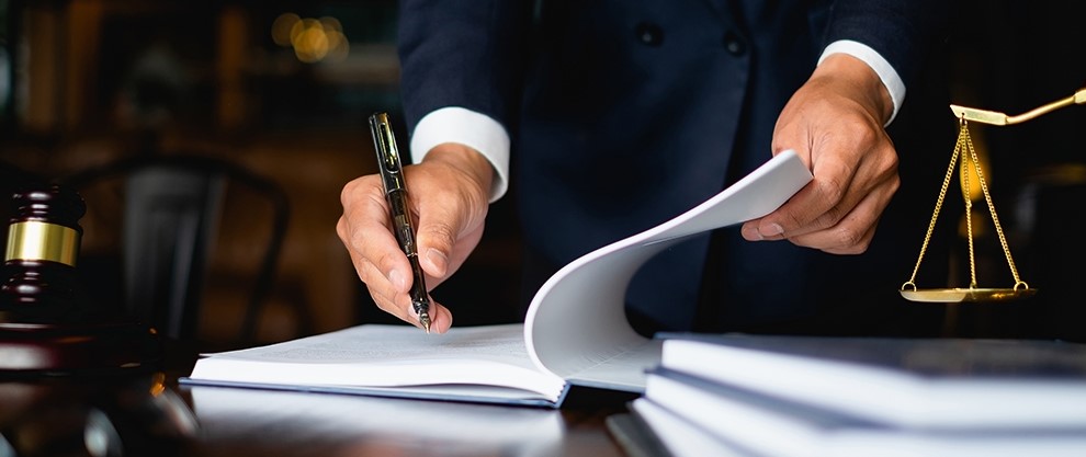 PROVIDING COMPREHENSIVE LEGAL SOLUTIONS PROVIDING COMPREHENSIVE LEGAL SOLUTIONS